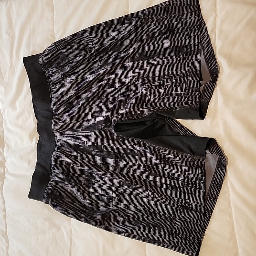 Lululemon Pace Breaker Lined Short 9" Mens XL